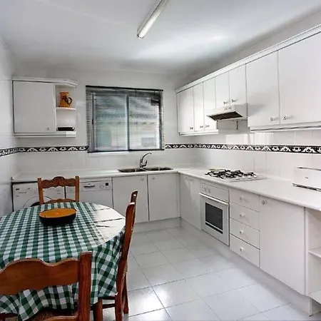 Front Line Apartment, Close To Everything.. Apartamento Estepona