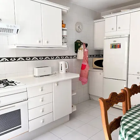 Front Line Apartment, Close To Everything.. Apartamento